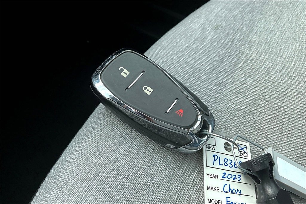 Used 2023 Chevrolet Equinox LT image 12