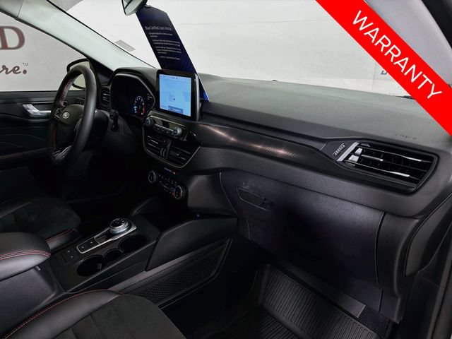 Certified 2022 Ford Escape SEL w/ SEL Stealth AWD Package image 31