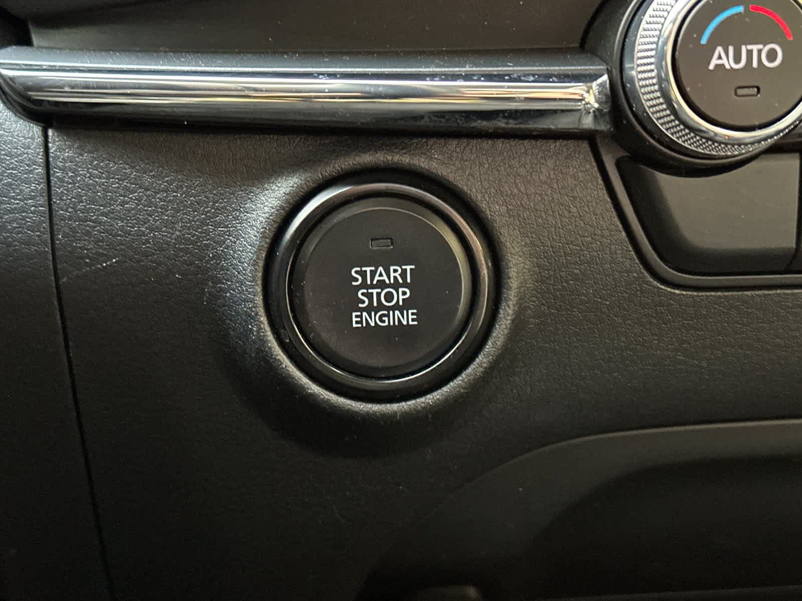 Used 2023 MAZDA MAZDA3 s FWD image 21