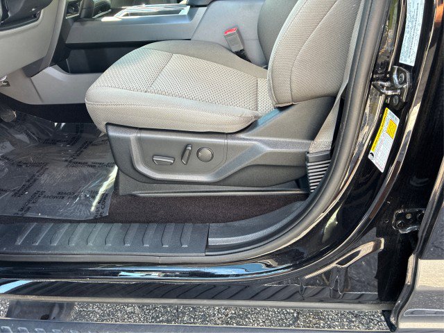 Certified 2019 Ford F150 XLT w/ Equipment Group 302A Luxury AWD/4WD image 17