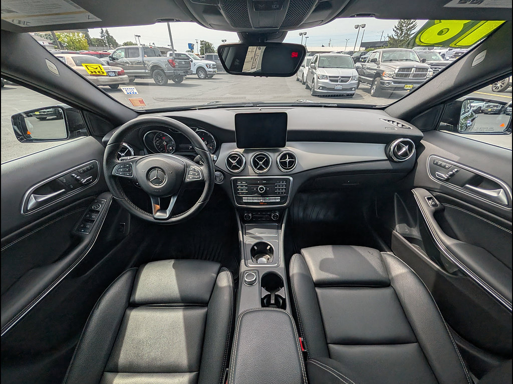 Used 2018 Mercedes-Benz GLA 250 image 14