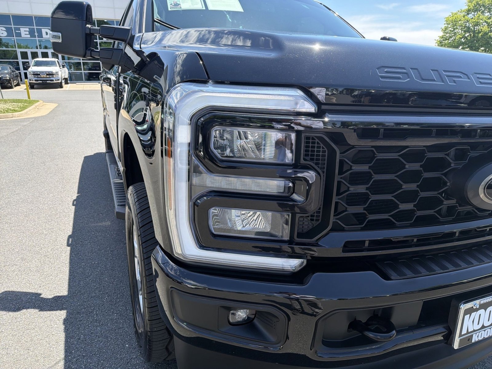 Certified 2025 Ford F250 Lariat w/ Black Appearance Package AWD/4WD image 13