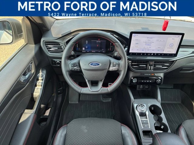Certified 2024 Ford Escape ST-Line w/ Tech Pack #1 AWD/4WD image 13