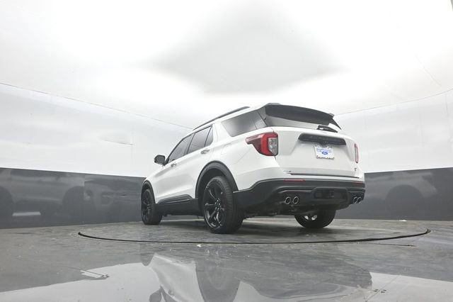 Certified 2022 Ford Explorer ST w/ Equipment Group 401A image 38