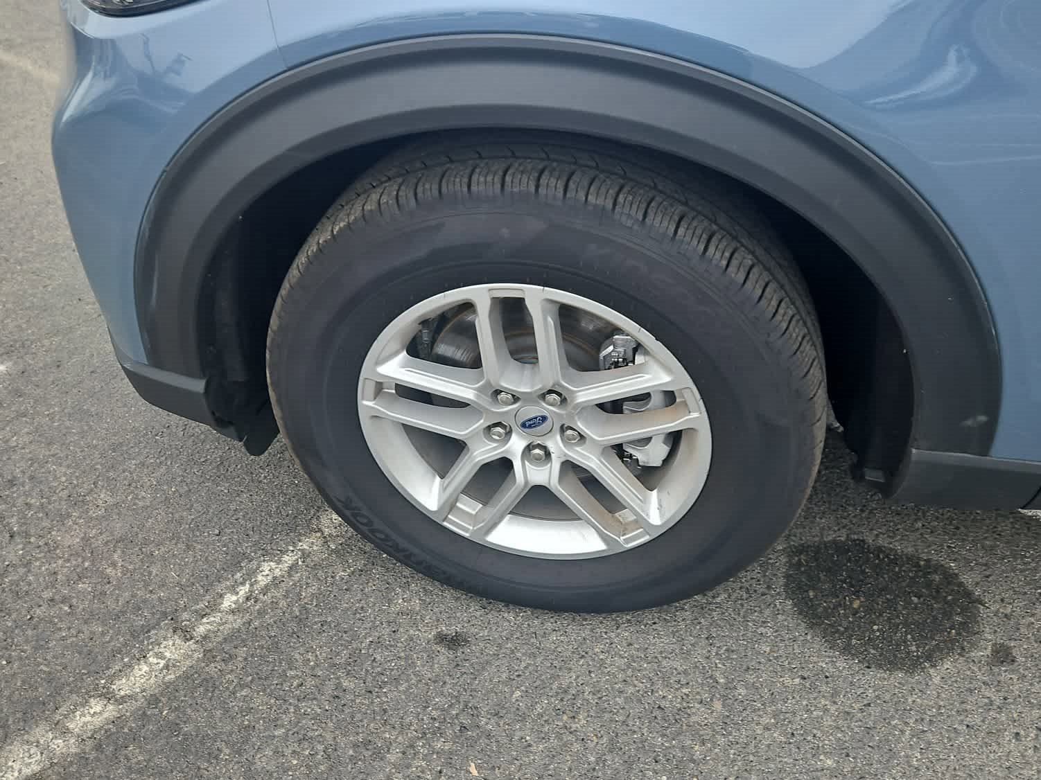 Certified 2025 Ford Explorer Active image 7