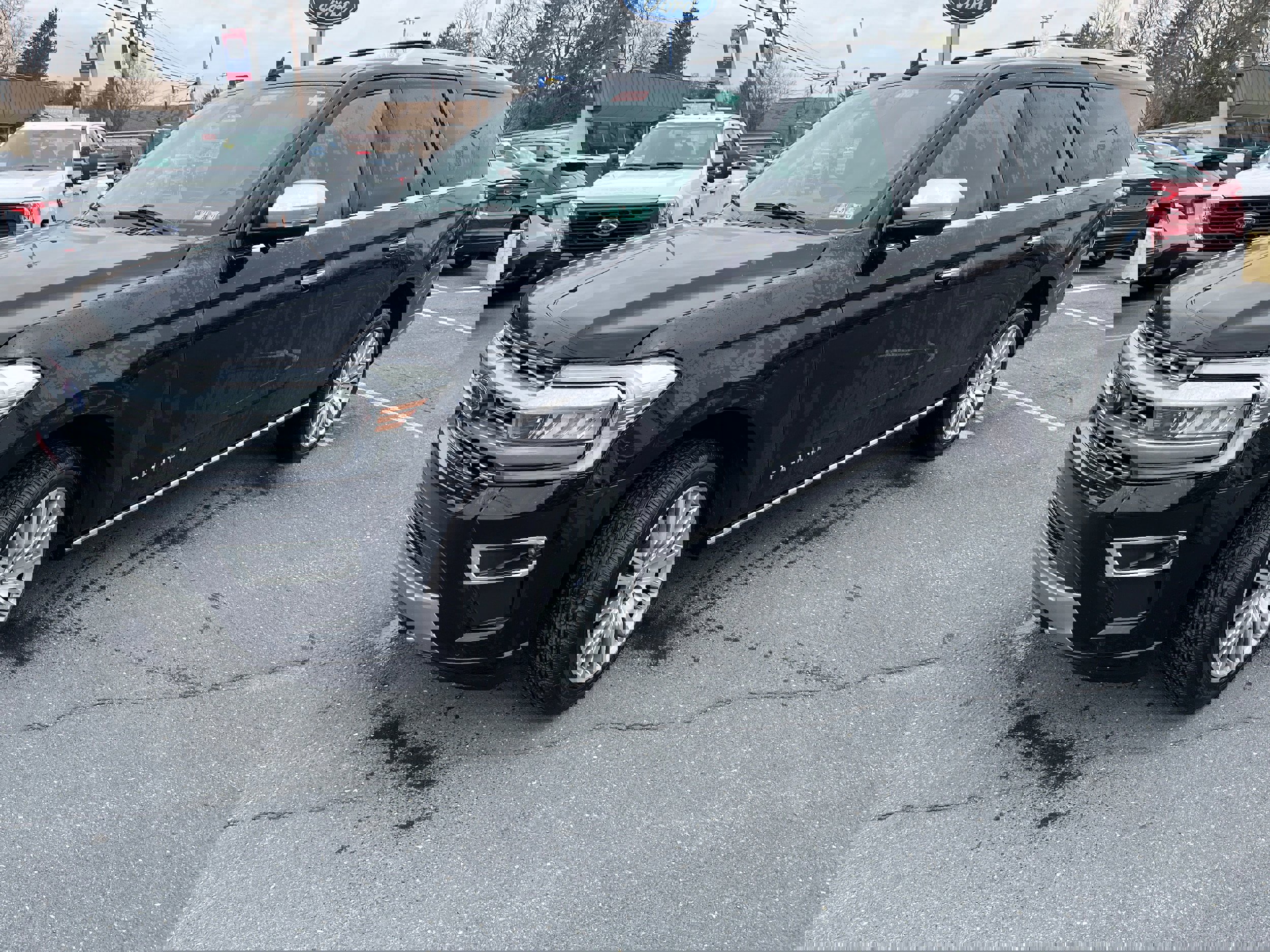 Certified 2023 Ford Expedition Max Platinum image 2