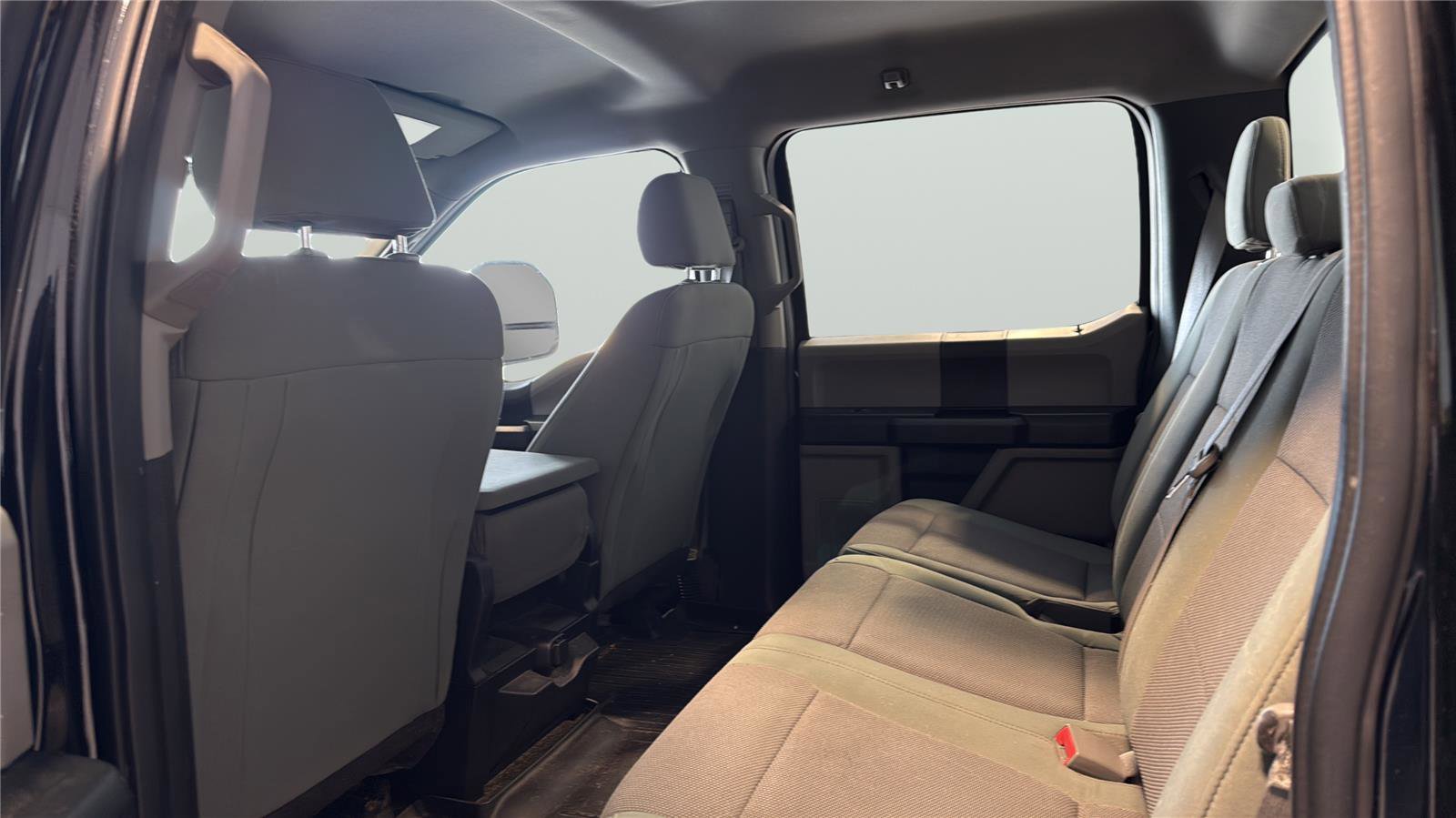 Certified 2018 Ford F250 XL w/ STX Appearance Package image 15