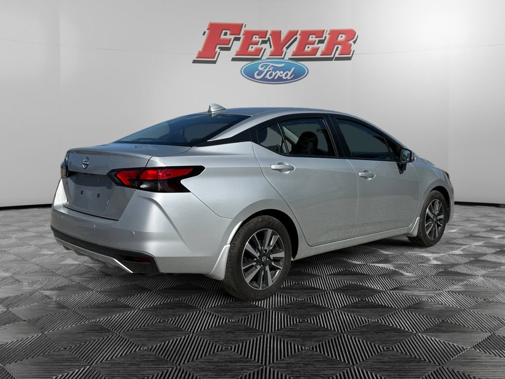 Used 2025 Nissan Versa SV w/ Trunk Package FWD image 5