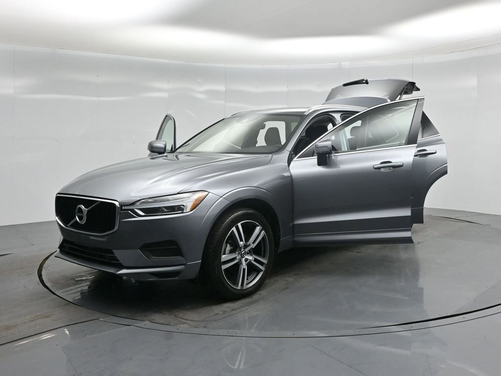 Used 2020 Volvo XC60 T5 Momentum w/ Protection Package Premier image 57