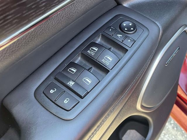 Used 2020 Jeep Grand Cherokee High Altitude AWD/4WD image 16