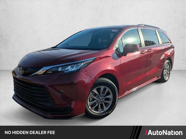 Used 2022 Toyota Sienna LE FWD image 1