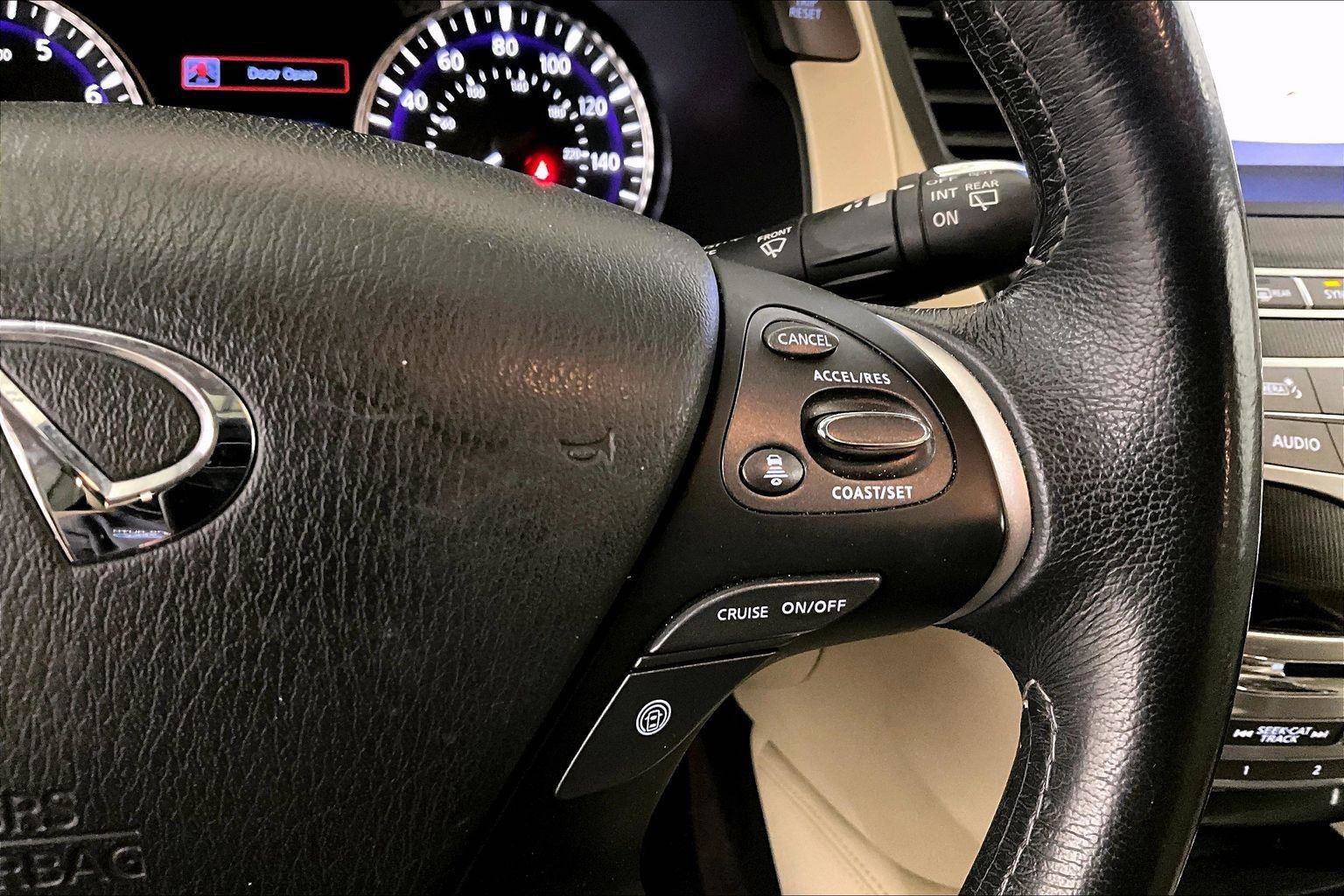 Used 2019 INFINITI QX60 Luxe w/ Essential Package image 18