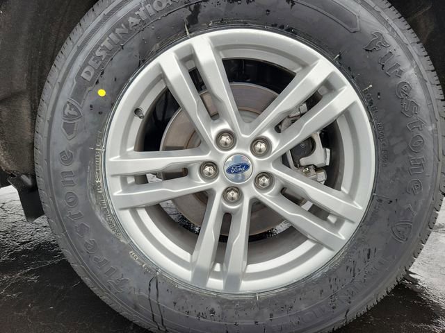 Certified 2024 Ford Explorer XLT w/ Equipment Group 202A image 6