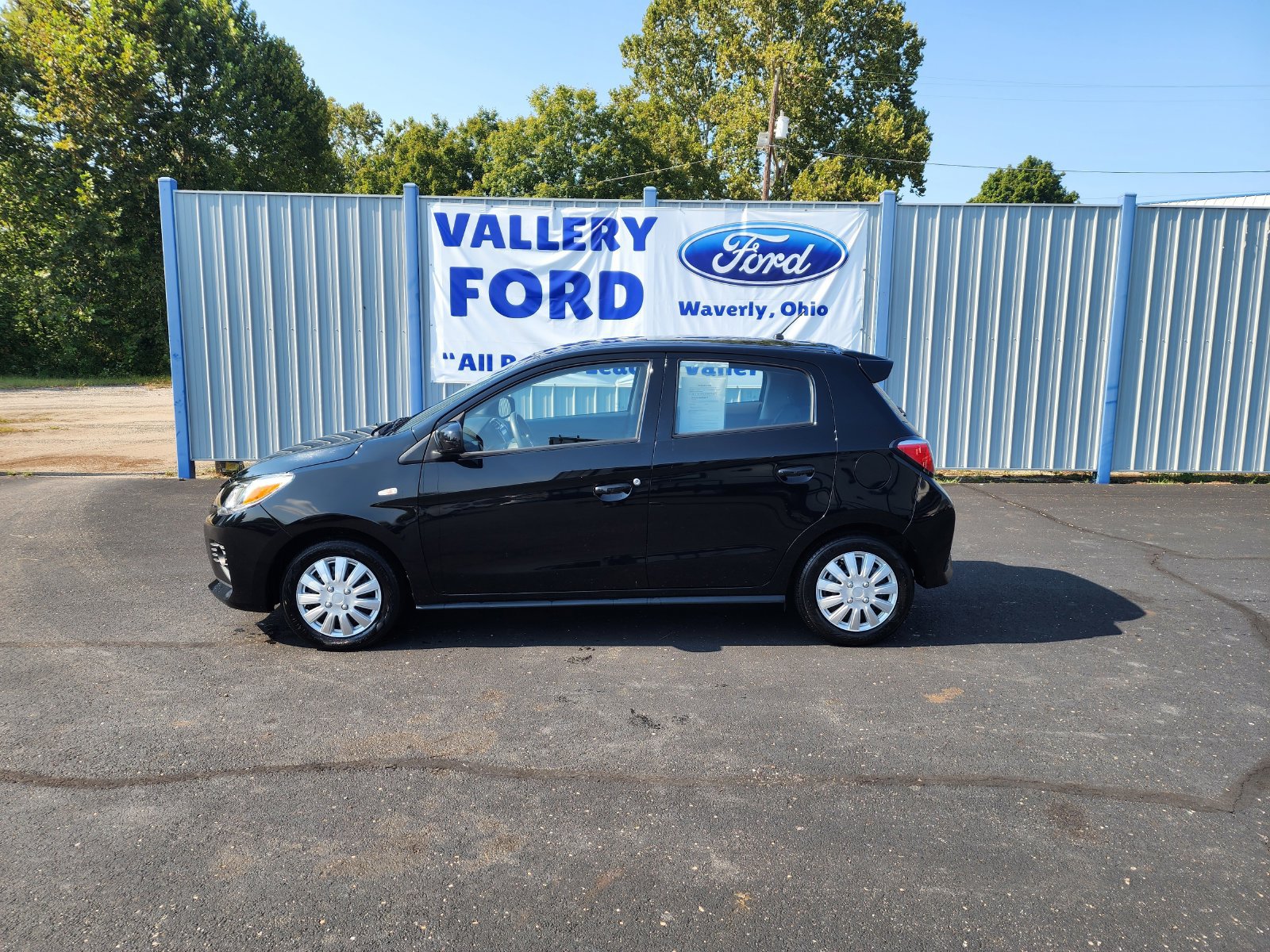 Used 2024 Mitsubishi Mirage ES FWD image 2