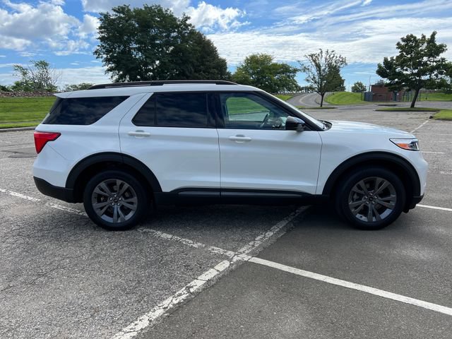 Certified 2023 Ford Explorer XLT w/ Equipment Group 202A AWD/4WD image 12