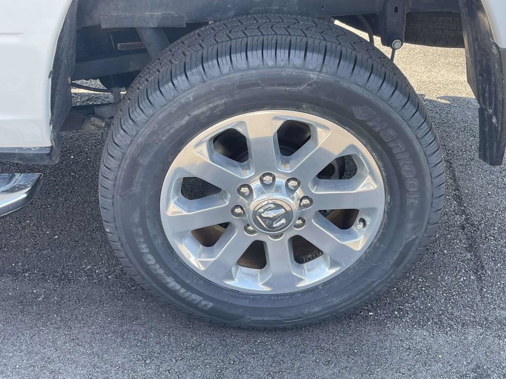 Used 2023 RAM 2500 Laramie AWD/4WD image 9
