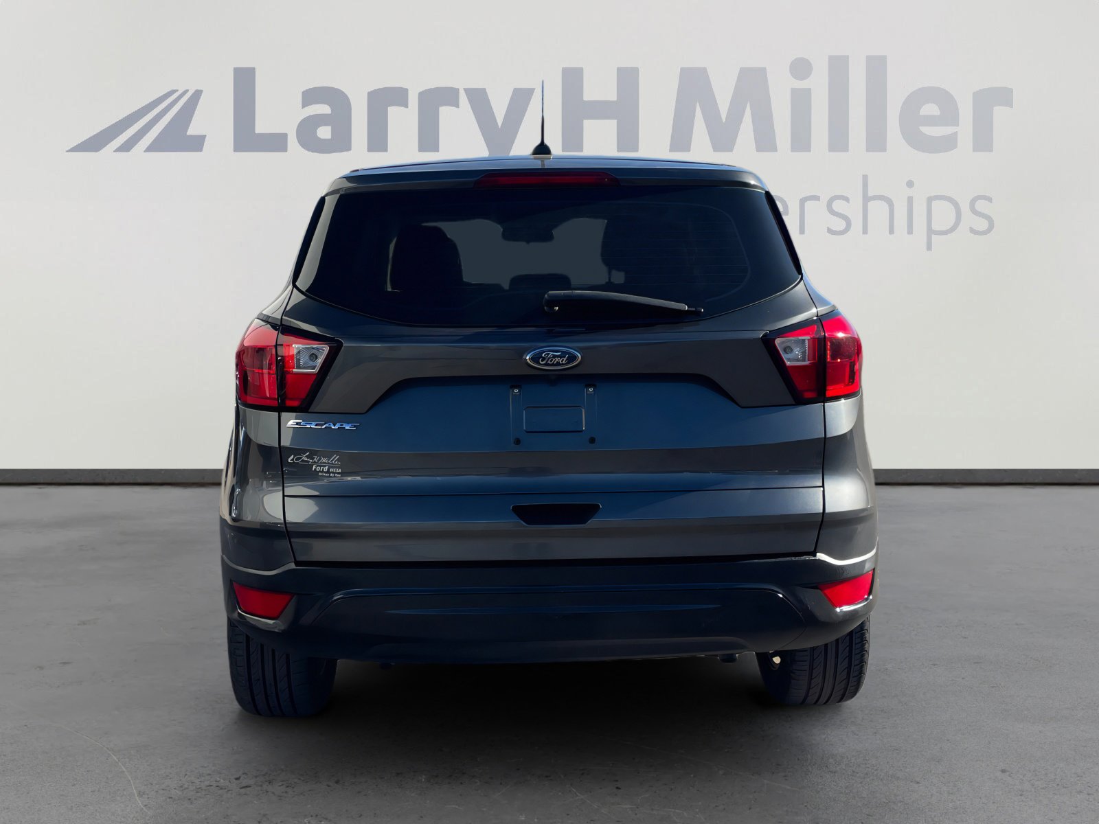 Certified 2019 Ford Escape S image 4