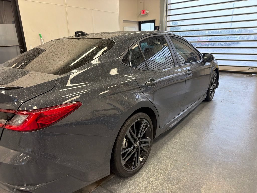 Used 2025 Toyota Camry XSE w/ Premium Plus Package AWD/4WD image 5