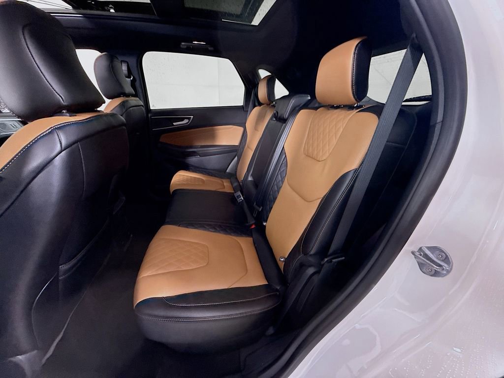 Certified 2024 Ford Edge Titanium w/ Titanium Elite Package AWD/4WD image 26