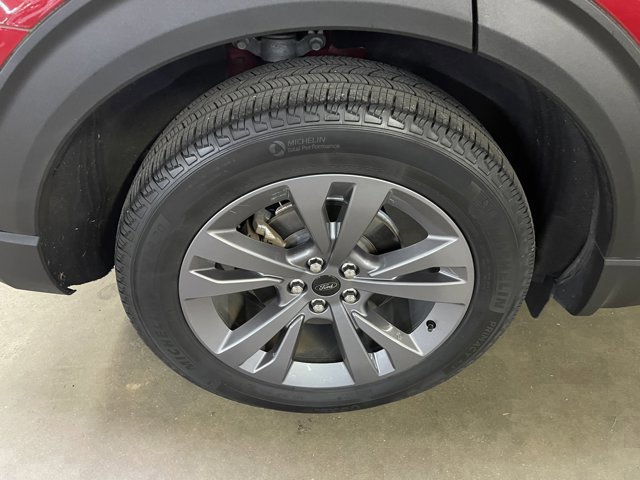 Certified 2021 Ford Explorer XLT w/ Equipment Group 202A image 12