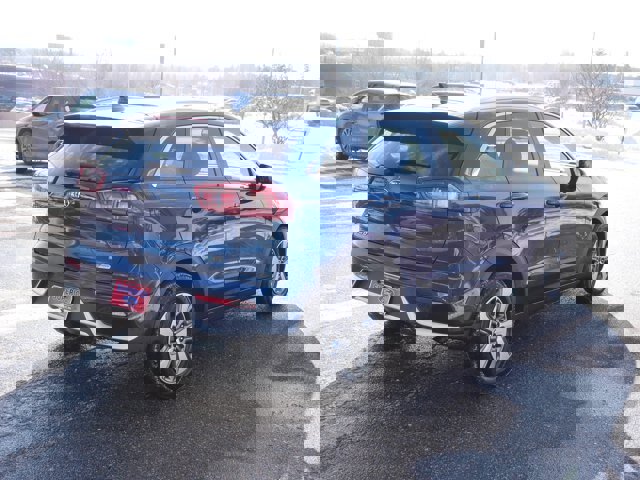 Used 2019 Kia Niro EX image 5