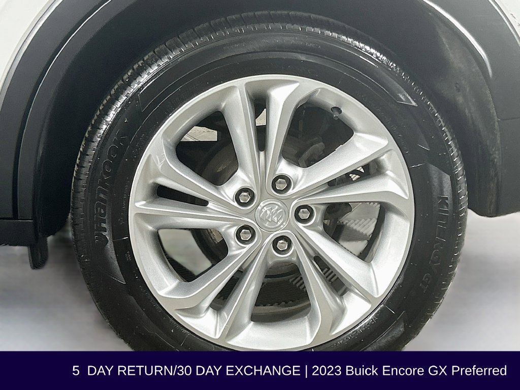 Used 2023 Buick Encore GX Preferred FWD image 34