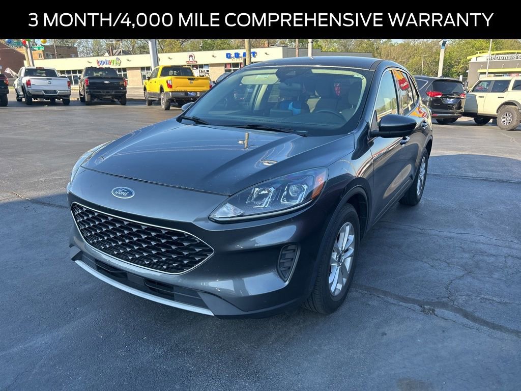 Certified 2020 Ford Escape SE image 3