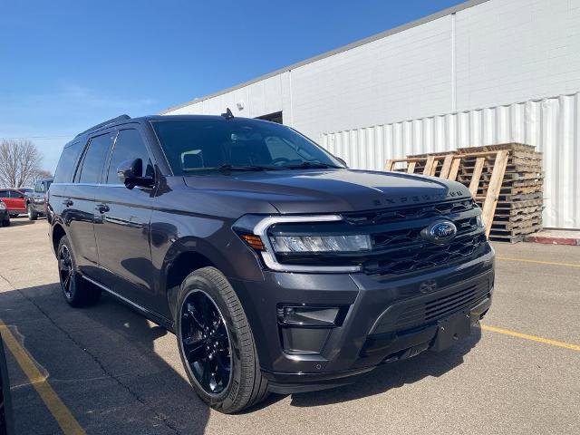 Certified 2023 Ford Expedition Limited image 4