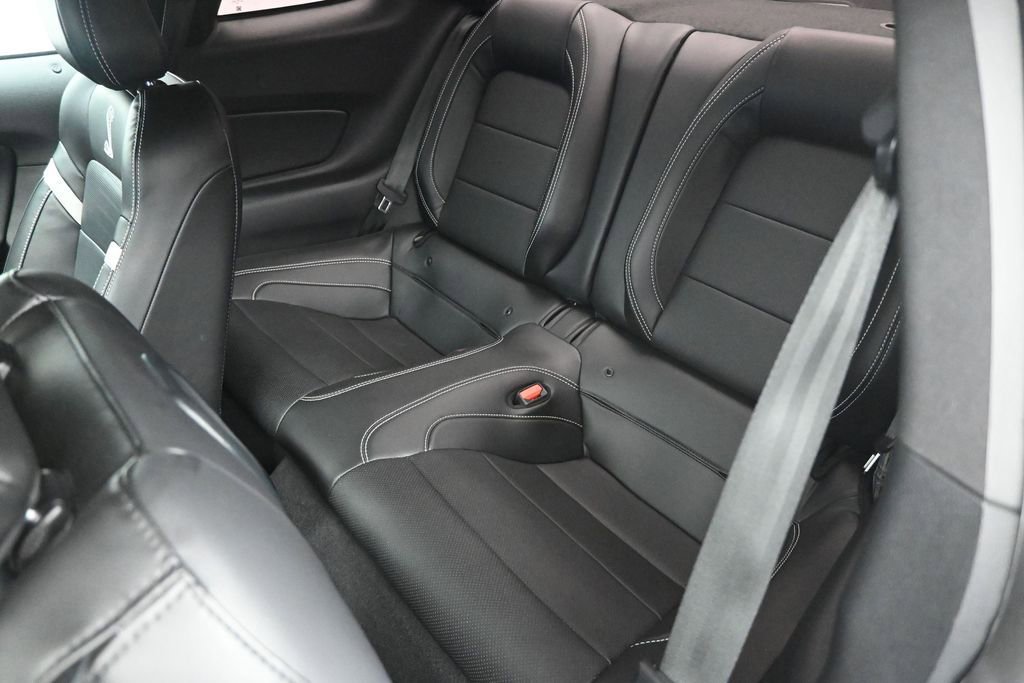 Certified 2022 Ford Mustang Shelby GT500 w/ Technology Package RWD image 13