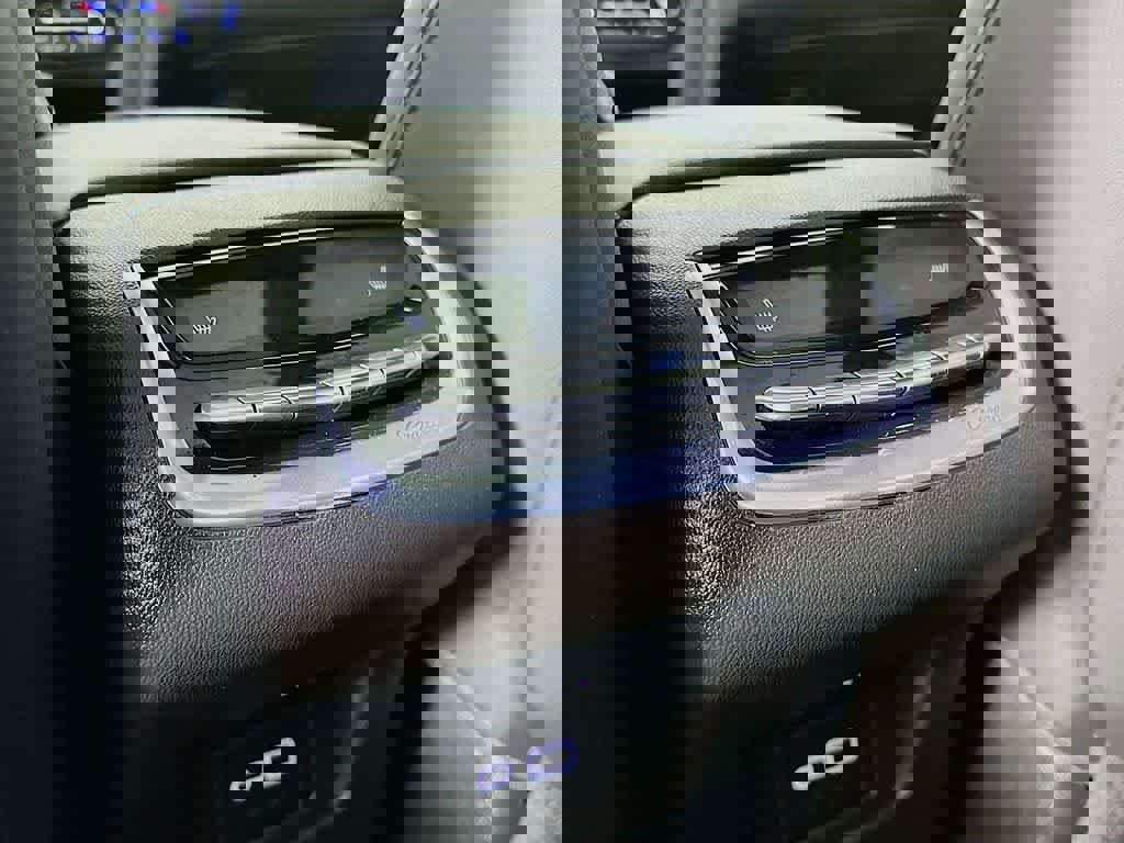 Used 2024 Cadillac XT6 Premium Luxury image 16