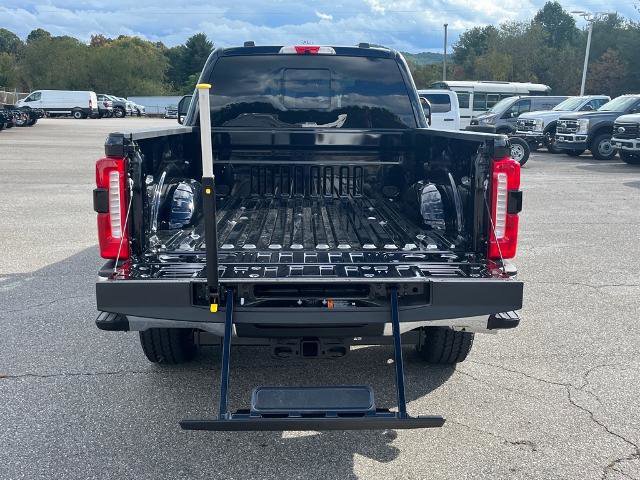Certified 2024 Ford F250 Lariat w/ Chrome Package image 21