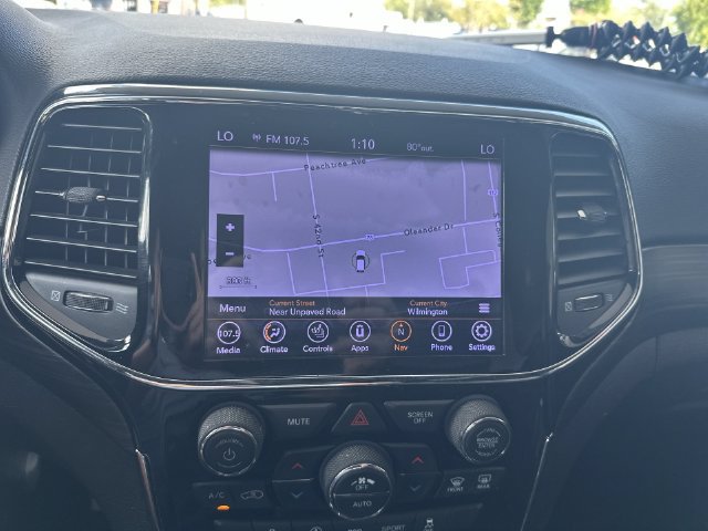 Used 2020 Jeep Grand Cherokee Altitude AWD/4WD image 19