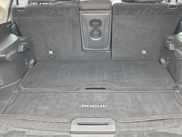 Used 2018 Nissan Rogue S AWD/4WD image 6
