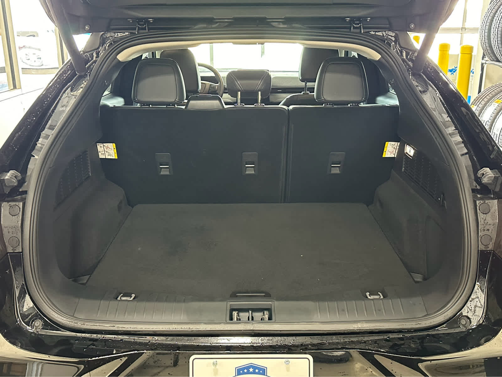 Certified 2025 Ford Mustang Mach-E Premium image 9