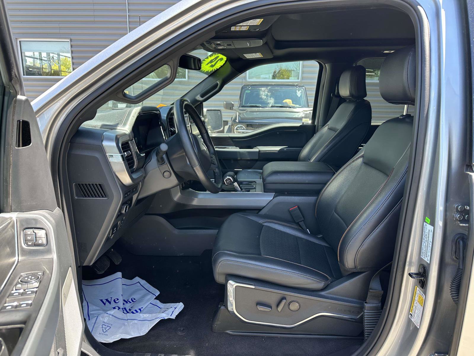 Certified 2024 Ford F150 Lariat w/ FX4 Off-Road Package AWD/4WD image 17