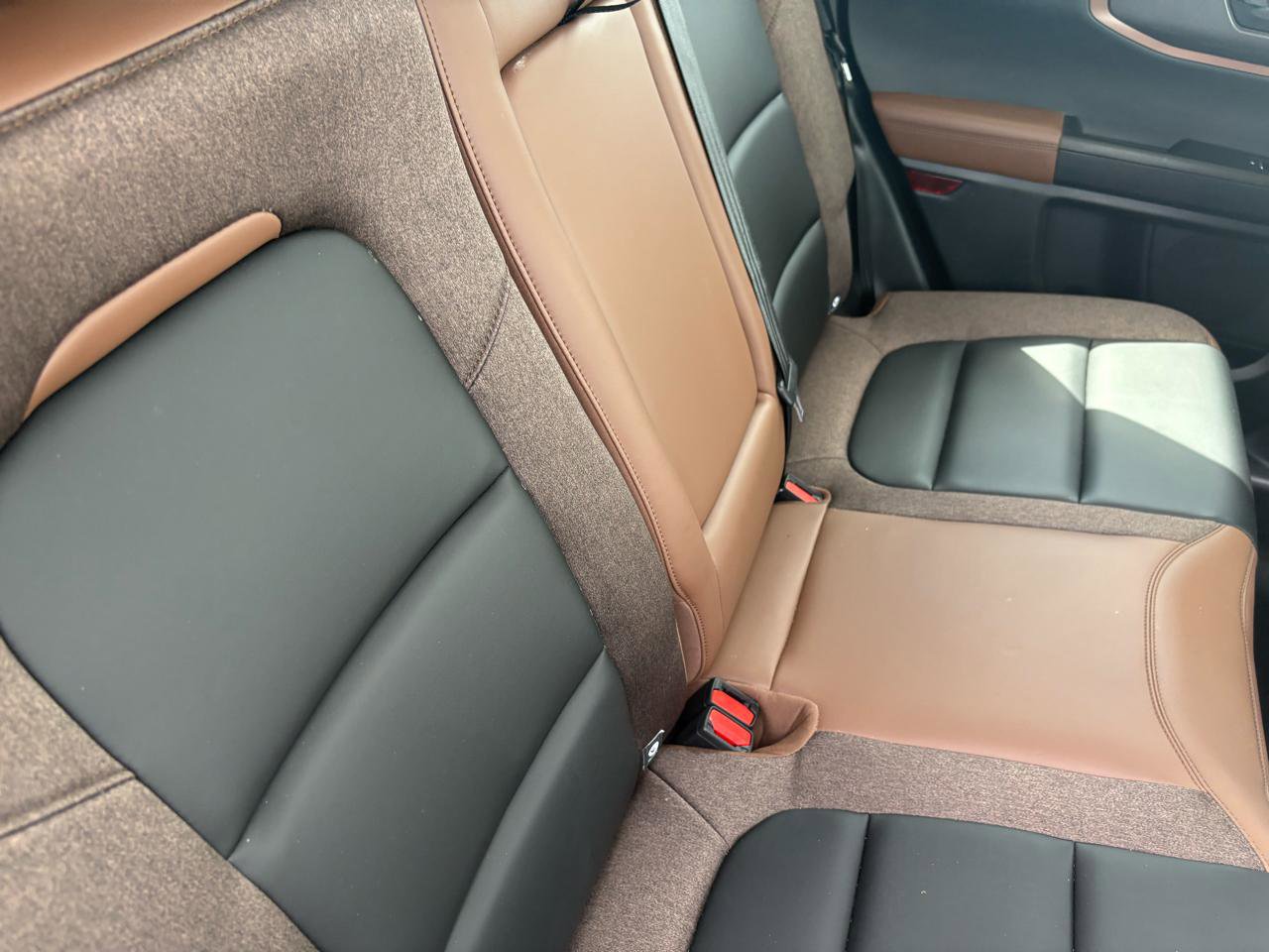 Certified 2025 Ford Bronco Sport Outer Banks w/ Outer Banks Tech Package+ AWD/4WD image 45
