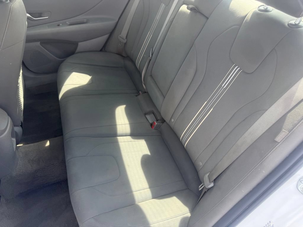 Used 2024 Hyundai Elantra SEL w/ Convenience Package FWD image 35