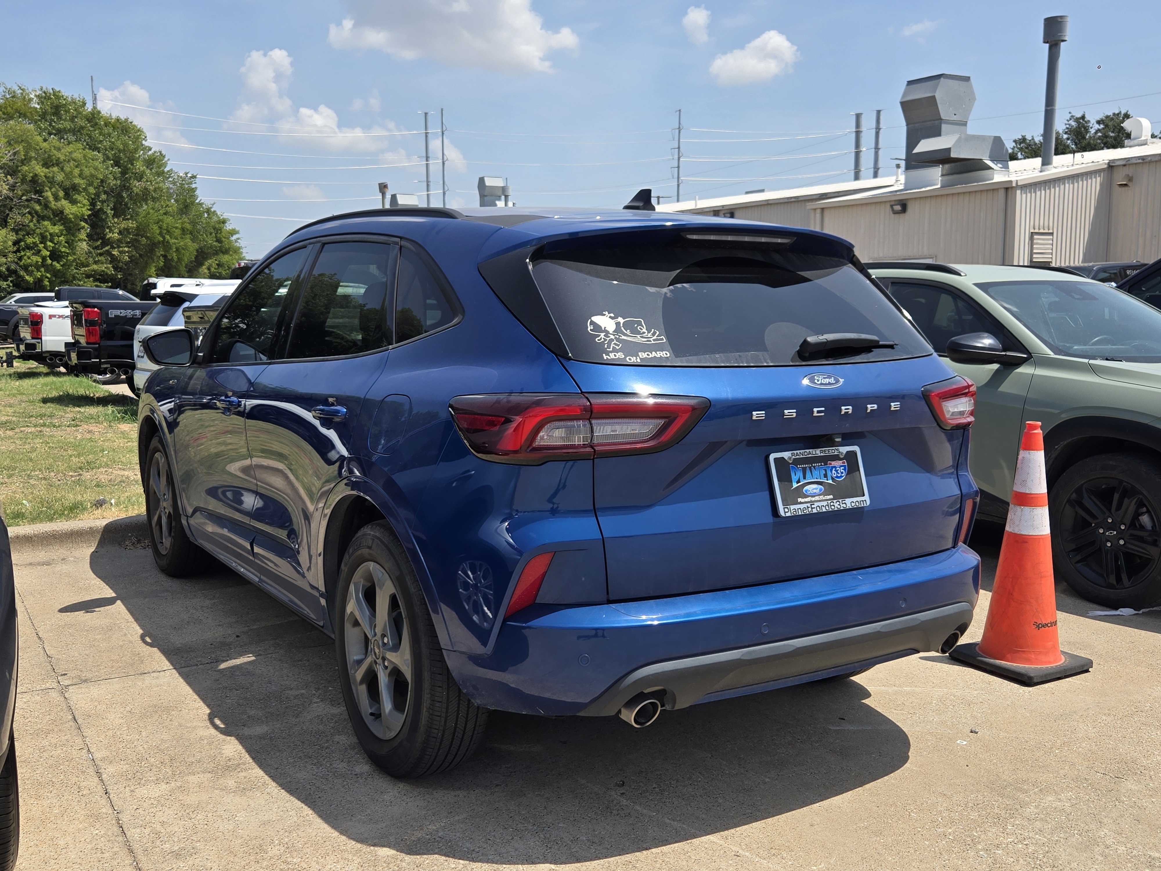 Certified 2023 Ford Escape ST-Line w/ Tech Pack #1 FWD image 6