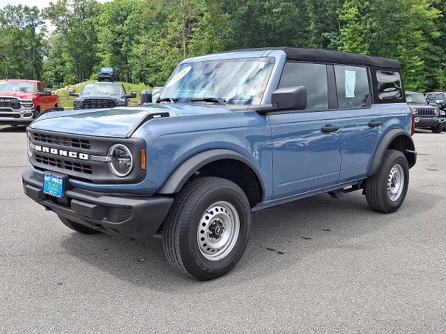 Certified 2025 Ford Bronco 4-Door AWD/4WD image 3