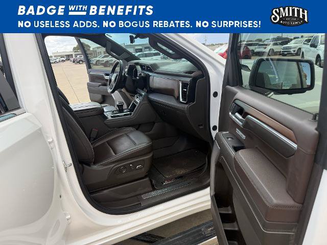 Used 2025 GMC Sierra 1500 Denali AWD/4WD image 13