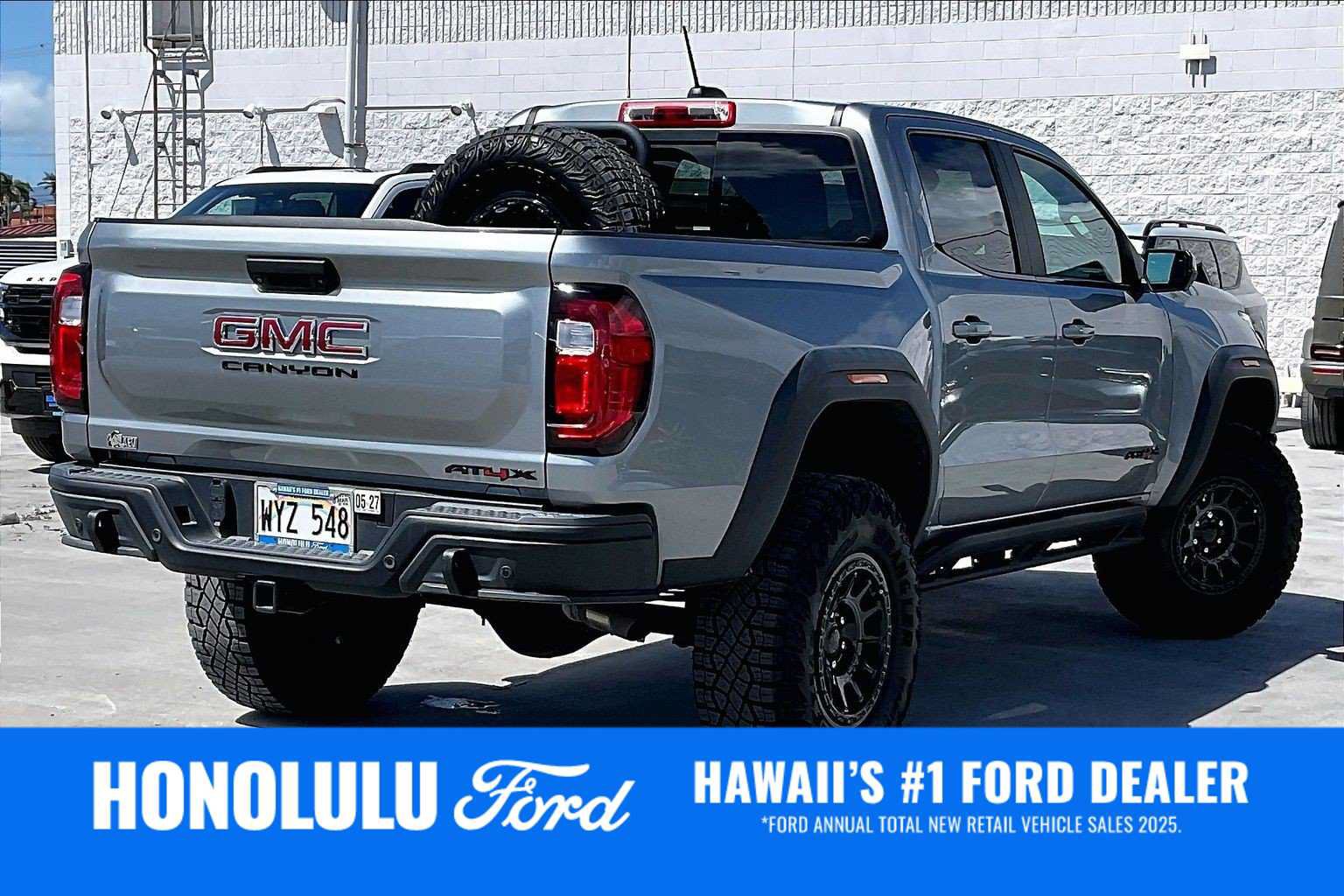 Used 2024 GMC Canyon AT4X w/ AT4X AEV Edition AWD/4WD image 22