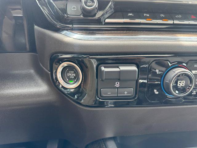 Used 2024 Chevrolet Silverado 1500 LT Trail Boss w/ LT Trail Boss Premium Package AWD/4WD image 26