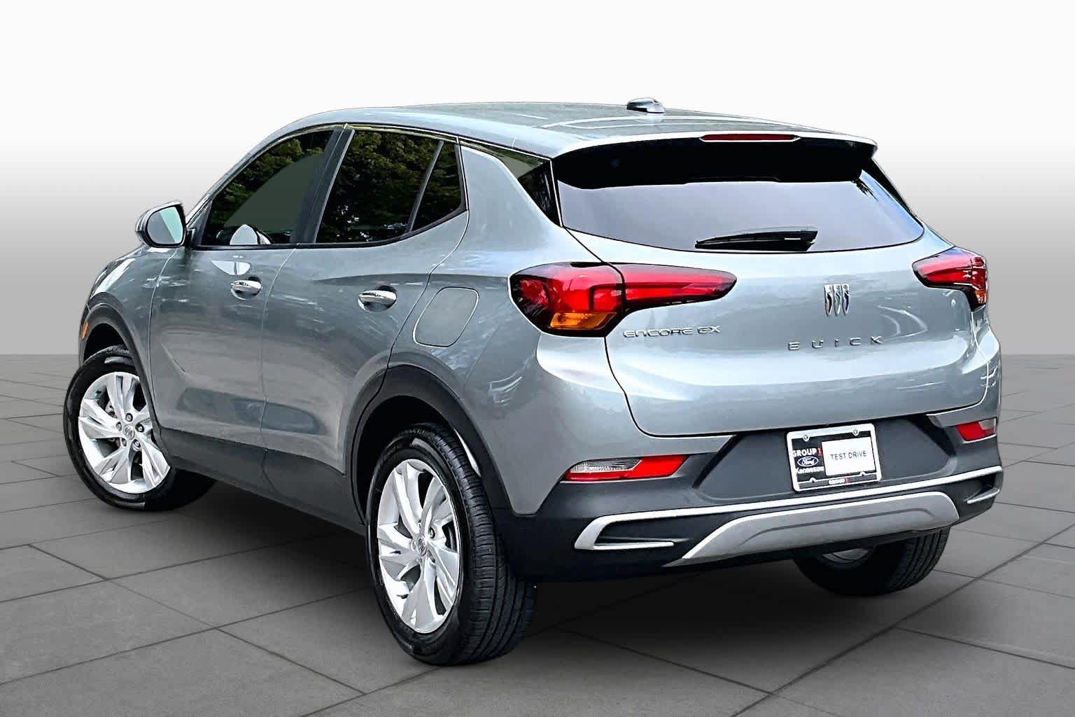 Used 2024 Buick Encore GX Preferred FWD image 12