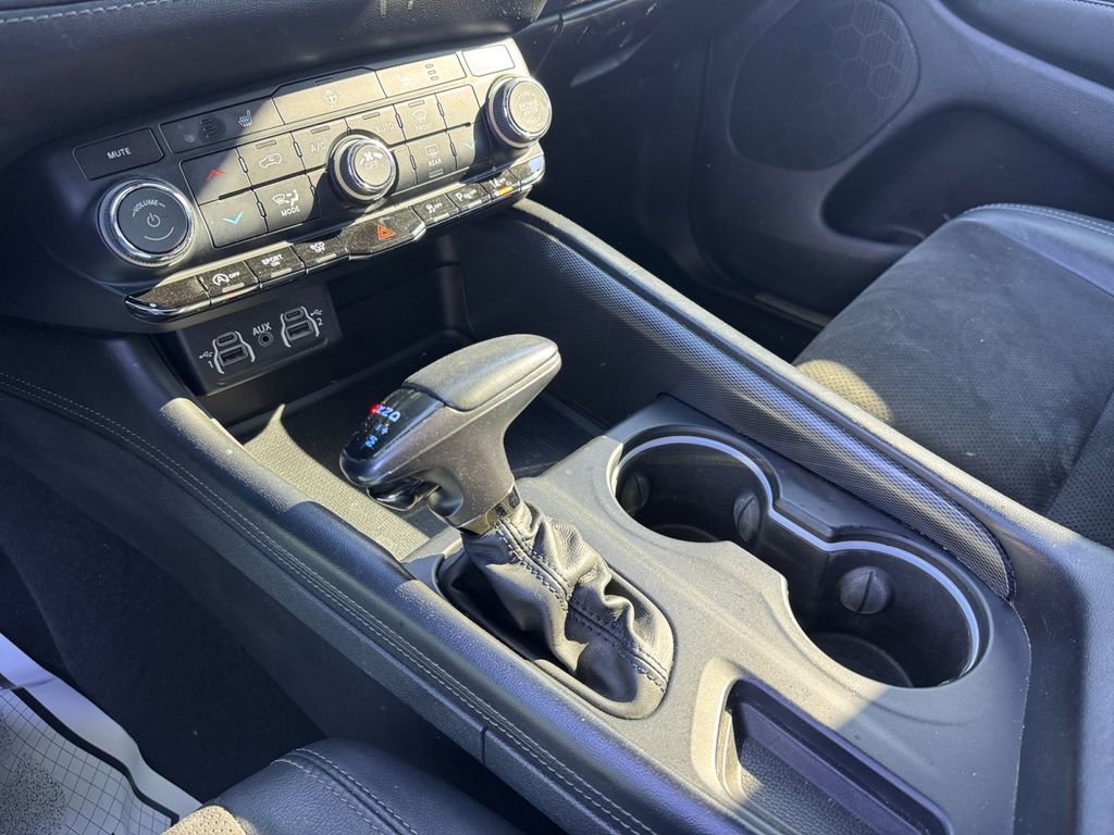 Used 2022 Dodge Durango GT image 40