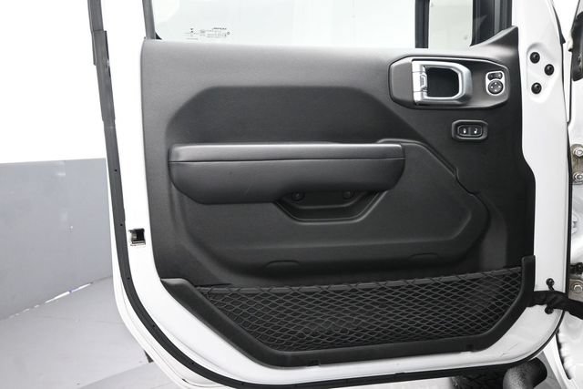 Used 2019 Jeep Wrangler Unlimited Rubicon AWD/4WD image 22