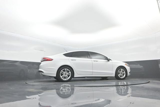 Certified 2018 Ford Fusion SE FWD image 38