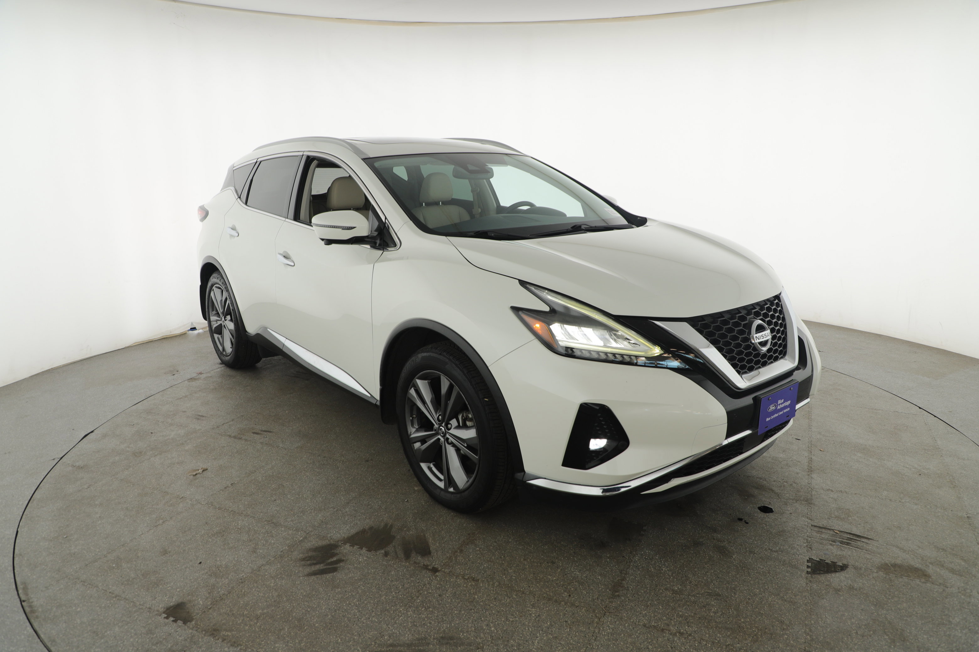 Used 2019 Nissan Murano Platinum w/ Cargo Package image 2