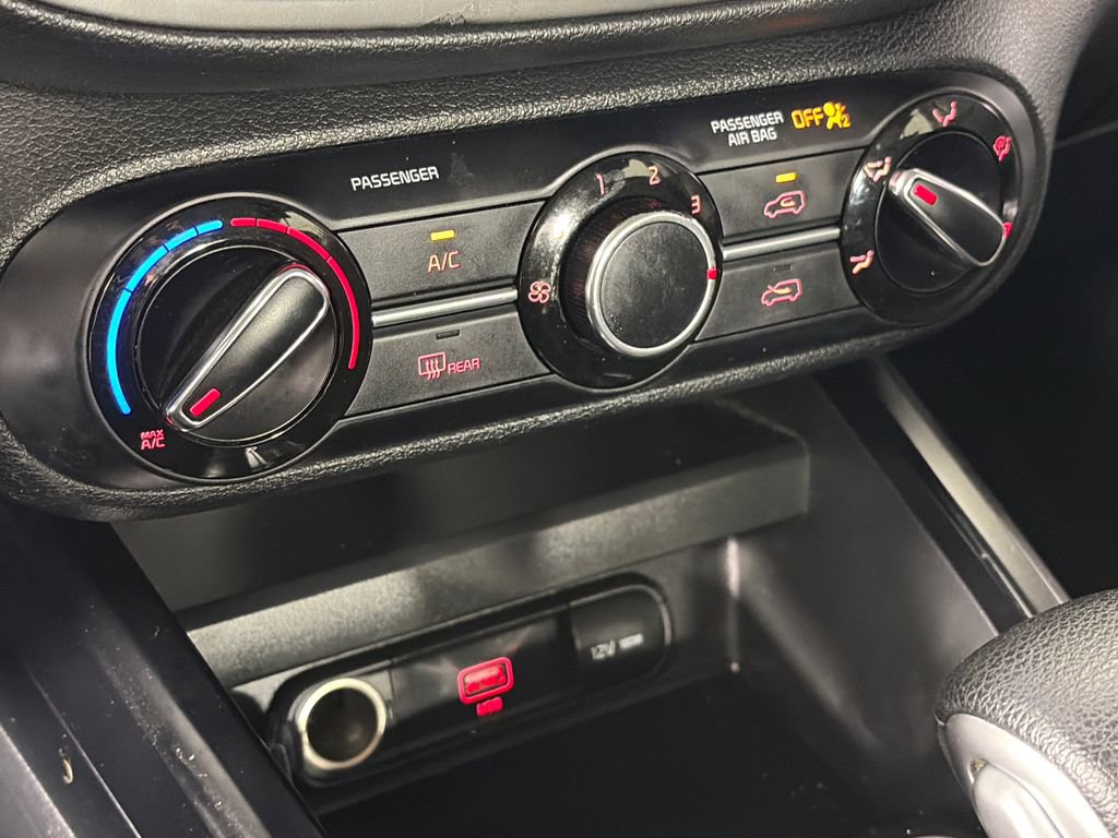 Used 2021 Kia Soul S FWD image 21
