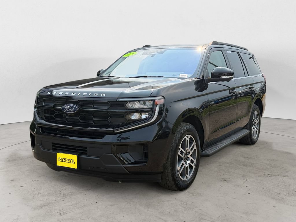Certified 2025 Ford Expedition Active AWD/4WD image 1