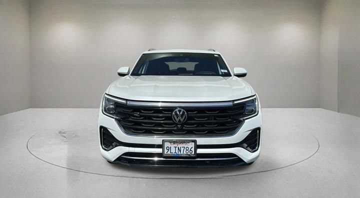 Used 2024 Volkswagen Atlas Cross Sport SEL Premium R-Line AWD/4WD image 2